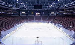 Selena Maverik Center