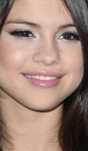 make-dia-selena-gomez21536