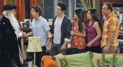 Blog de selena-demi-miley : Selena Gomes, Demi Lovato e Miley Cruys, &Uacute;ltimo epis&oacute;dio de �Feiticeiros de Waverly Place� foi o mais assistido do Disney Channel